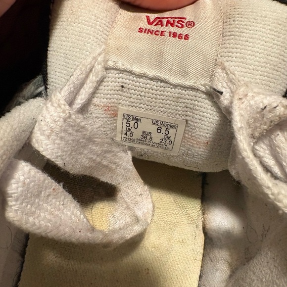 Vans Kids Classic Black and White Sneakers - Picture 16 of 16